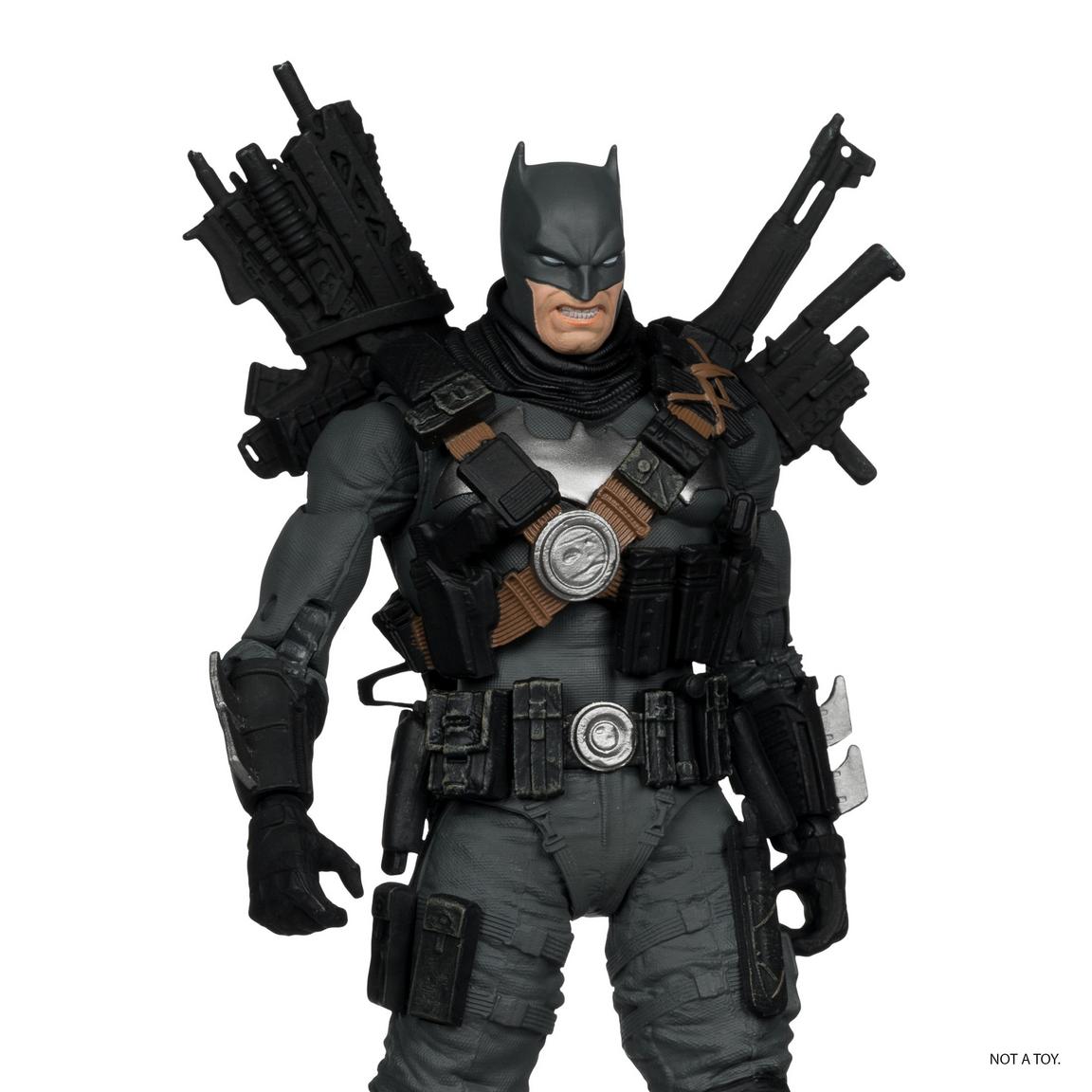 Batman Grim Knight vs Killer Croc Collector Edition 2-Pack