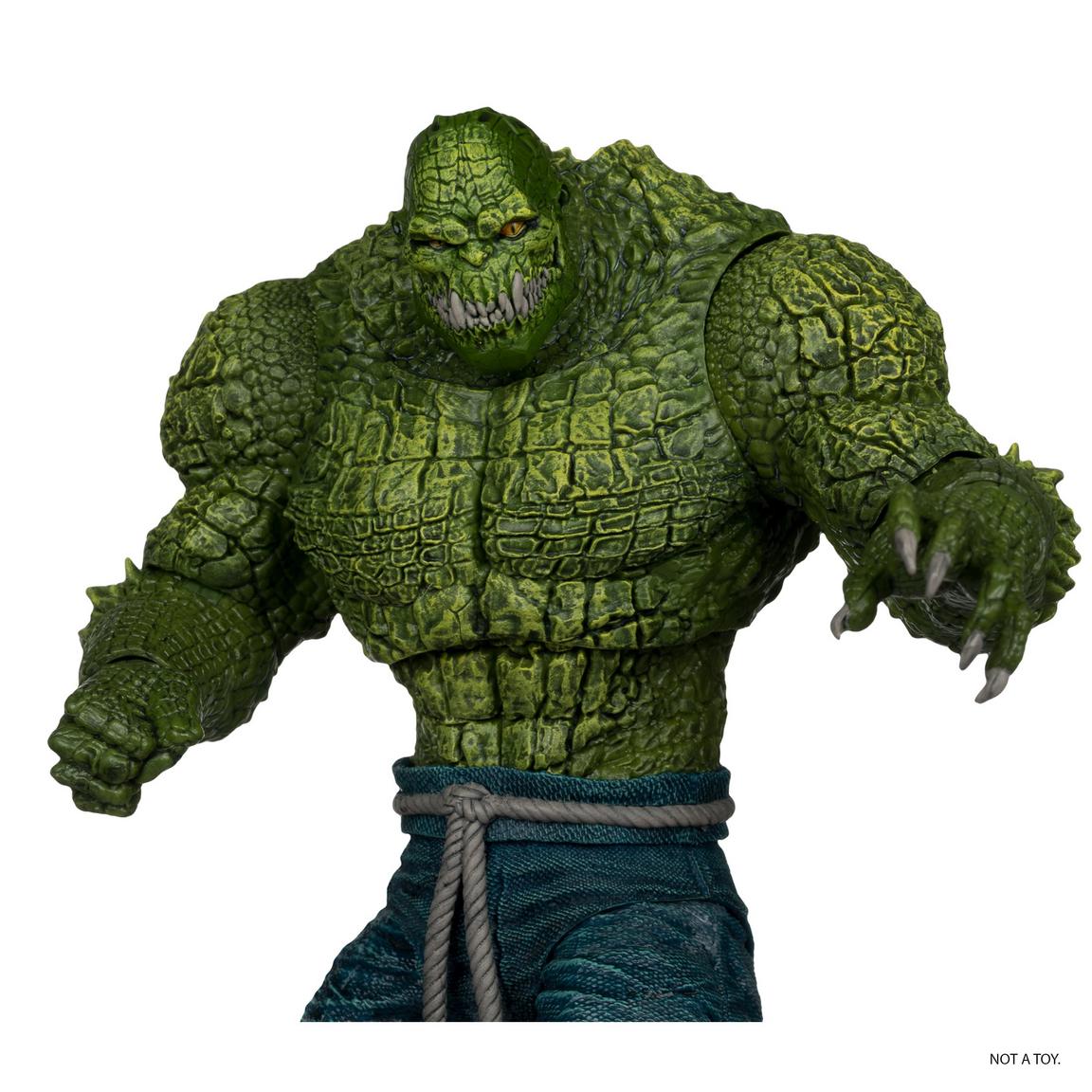 Batman Grim Knight vs Killer Croc Collector Edition 2-Pack